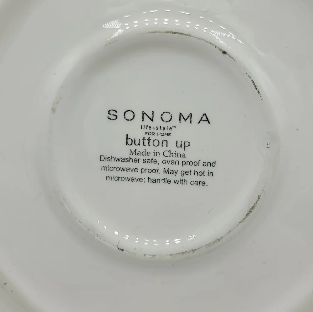 Sonoma Lifestyle Button Up Fluted Snowman Serving Bowl Pie Plate Winter Decor
